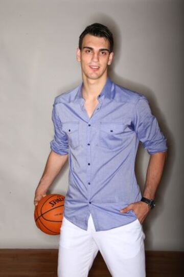 Dario Saric. Ala-pívot. Croacia. Acaba de firmar por el Efes turco, por lo que retrasará dos temporadas su salto a la NBA.