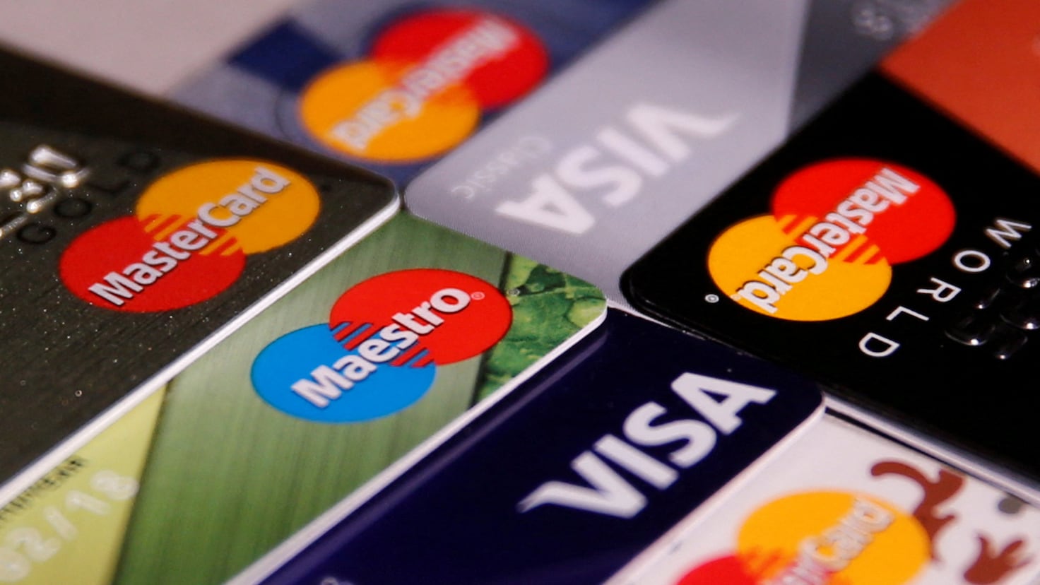 Goodbye to manual card entry: Mastercard reveals when the new era of ...
