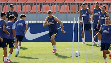 Sorloth, con el grupo en una sesión del Atlético.