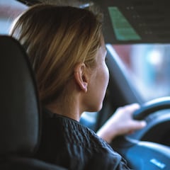 ¿Cuánto cobra un examinador de tráfico de la DGT, cuáles son los requisitos y qué formación se necesita?