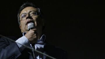 Gustavo Petro, senador.