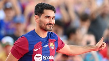 Barcelona's German midfielder #14 Ilkay Gundogan arrives for the 58th Joan Gamper Trophy football match between FC Barcelona and Tottenham Hotspur FC at the Estadi Olimpic Lluis Companys in Barcelona on August 8, 2023. (Photo by Pau BARRENA / AFP)