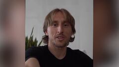 Modric dona una camiseta para ayudar a las víctimas del terremoto de Turquía