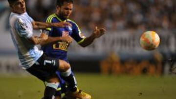 Racing perdió en casa ante los peruanos.