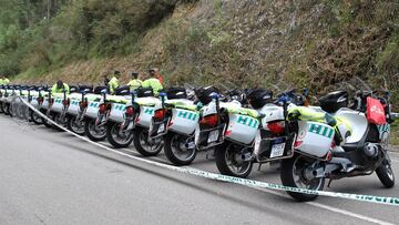 AUGC denuncia las "carencias" del protocolo covid en los agentes de la Vuelta