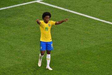 Fue el mejor de la selección brasileña en el duelo de Octavos de Final ante México. Willian Borges tiene una gran velocidad que puso a sufrir a loa defensa del tricolor. El futbolista del Chelsea se ha vuelto fundamental en el esquema de Tite.