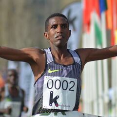 Enguse Amlosom se impuso al sprint en el cross Zornotza