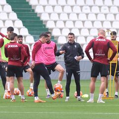 Ania y Sebas Moyano enfocan un partido sin miramientos