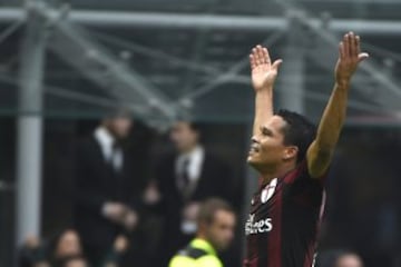 Carlos Bacca es uno de los goleadores de la temporada 2015-2016 de la Serie A.