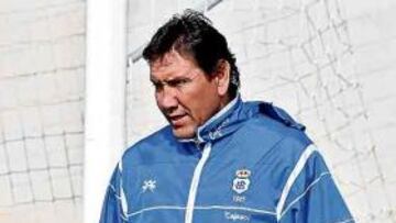 <b>REACCIÓN. </b>Zambrano medita realizar varios cambios en el once ante el Athletic el próximo jueves.