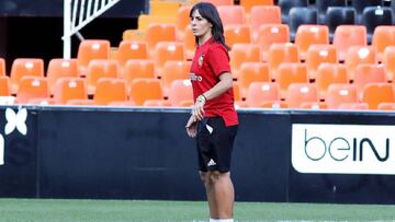 Carol Miranda, entrenadora del Valencia Femenino.