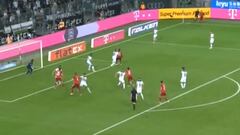 Lewandowski inició así su temporada: ¡qué golazo!