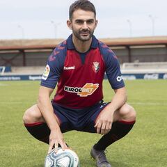 Adrián López: "El proyecto de Osasuna es súper ilusionante"