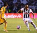 Monterrey sudó para salvar un empate en el clásico regio