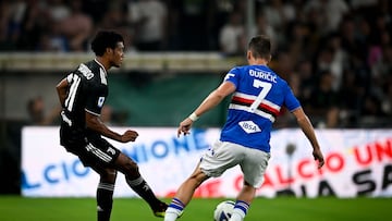 Juan Guillermo Cuadrado en acción de juego con Juventus.