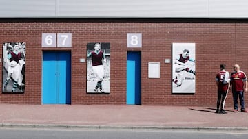 La galería de héroes en el perímetro de Turf Moor.