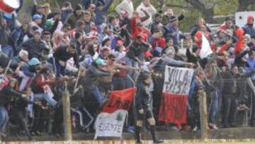 El Villa Teresa, que la pasada campa&ntilde;a jug&oacute; sus encuentros en segunda en el campo de Cerro, vivir&aacute; un sue&ntilde;o al alcanzar la &eacute;lite, aunque deba cambiar de estadio pues no tiene un propio.
 