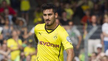 Gündogan, centrocampista del Borussia Dortmund, durante un partido de Bundesliga.