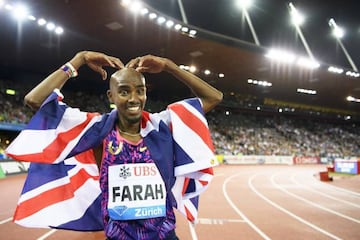 Farah festeja en Zúrich su victoria con el gesto característico.