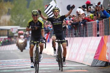 Esteban Chaves y Yates culminan el gran día del Mitchelton-Scott en el Giro. El Mitchelton-Scott acaparó todo el protagonismo de la sexta etapa del Giro de Italia, disputada este jueves entre Caltanissetta y el Monte Etna.