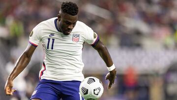 USA&#039;s forward Daryl Dike controls the ball during the Concacaf Gold Cup quarterfinal football match between USA and Jamaica at the AT&amp;T stadium in Arlington, Texas on July 25, 2021. (Photo by Andy JACOBSOHN / AFP)