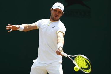 Federer enters the unknown against Zverev
