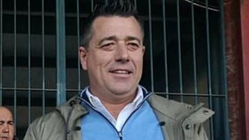 José Antonio Dorado, presidente del CF Talavera de la Reina, en el palco de El Prado.