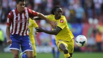 El Sporting supera al Deportivo y se afianza en la cabeza