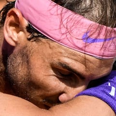Nadal vuelve con mal pie