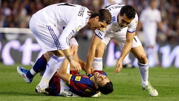 Ramos, Villa y Arbeloa en Mestalla.