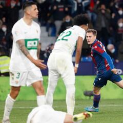 Aprobados y suspensos del Elche: una franja irreconocible