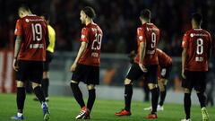 Hernández y Silva rescatan un empate ante Santos de local