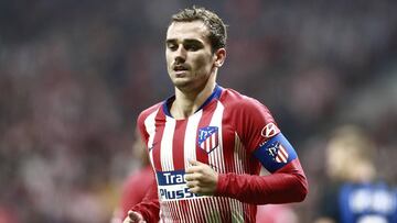 Griezmann con el brazalete de capitán.