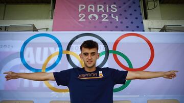 Aimar Oroz posa para AS en Burdeos.