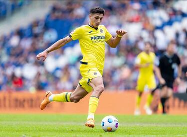 Delantero: Ferrari (Villarreal B)
