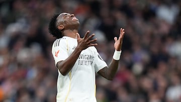 MADRID, SPAIN - JANUARY 17: Vinicius Junior of Real Madrid reacts during the LaLiga EA Sports match between Real Madrid CF and Levante UD at Estadio Santiago Bernabeu on January 17, 2026 in Madrid, Spain. (Photo by Angel Martinez/Getty Images)