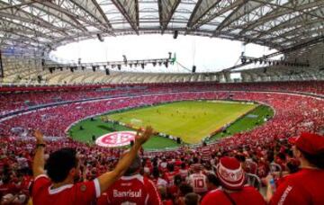 6. Internacional (Brasil) - 136.000 socios