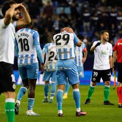 Tres rojas terminaron de sepultar al Málaga