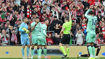 08/02/26 PARTIDO PRIMERA DIVISION
ATHLETIC DE BILBAO - LEVANTE
ARBITRO MUÑIZ RUIZ TARJETA ROJA EXPULSION MATTURRO