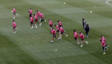 Multitudinario entrenamiento del Real Madrid