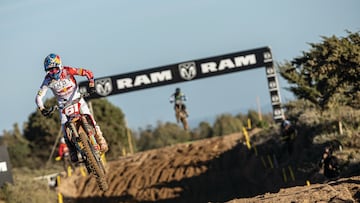 Jorge Prado, con la GasGas en Cerdeña.