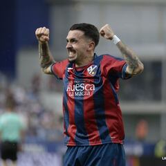 Joaquín lidera al Huesca en el partido de las despedidas