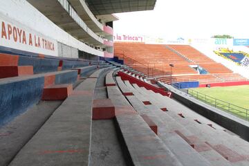 Un recorrido por el Sergio León Chávez, ¿un estadio de Primera?