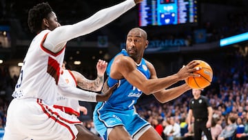 Jayson Granger, base del Movistar Estudiantes, ante Emmanuel Wembi, pívot del Sïlbo San Pablo Burgos.