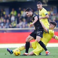 Siesta amarilla en La Cerámica