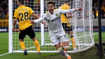 WOLVERHAMPTON, ENGLAND - MARCH 18: Rodrigo Moreno of Leeds United celebrates after scoring their side&#039;s second goal during the Premier League match between Wolverhampton Wanderers and Leeds United at Molineux on March 18, 2022 in Wolverhampton, Engla