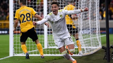 WOLVERHAMPTON, ENGLAND - MARCH 18: Rodrigo Moreno of Leeds United celebrates after scoring their side&#039;s second goal during the Premier League match between Wolverhampton Wanderers and Leeds United at Molineux on March 18, 2022 in Wolverhampton, Engla