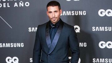 Miguel ?ngel Silvestre responde con humor a la pol¨¦mica del 'Caso Cantora'