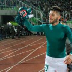 Wanderers le quita el invicto a la UC en polémico partido