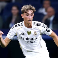 Huijsen sufre tras hacer cumbre